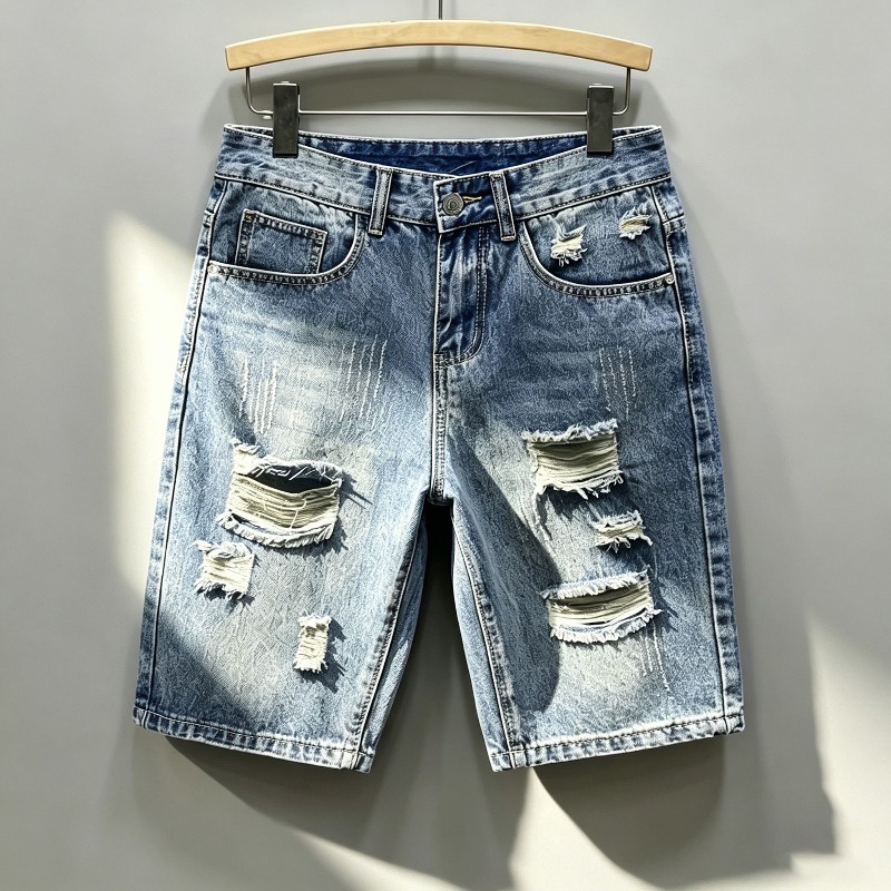 Distressed Jean Rip - メンズ韓国風ダメージデニムショーツ、ライトウォッシュ加工、リップド・デストロイ加工ジーンズショーツ、カジュアルストリートウェア、バミューダショーツ、フリンジ加工、穴あき