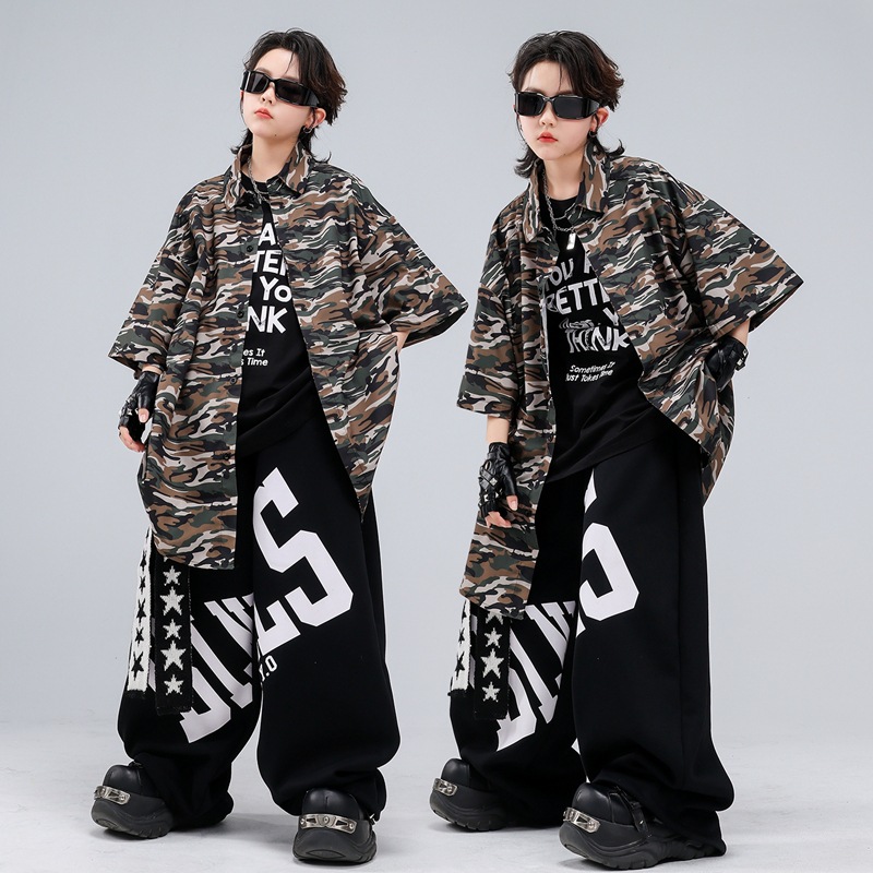 Street Fashion Boy - 男の子向け新作ヒップホップ服 ストリートダンス半袖トップス ブラックパンツ グループジャズパフォーマンス衣装 ステージウェア ファッションセット