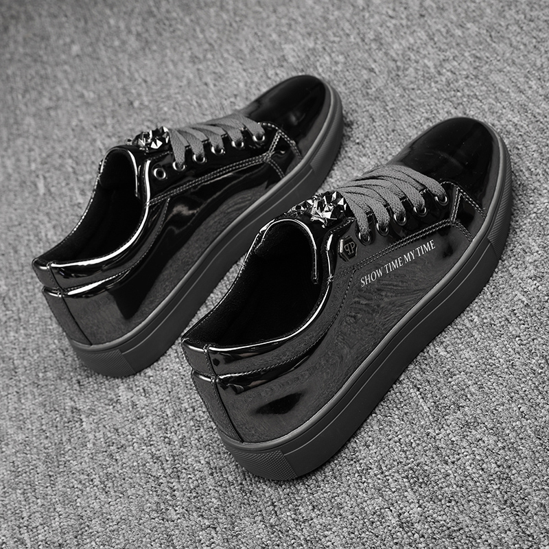 高級メンズカジュアルスニーカー、ブルーの光沢のあるファッショ - Street Fashion Walking のレビューと価格