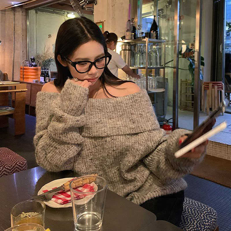 エレガントなオフショルダースラッシュネックセーター女性韓国フ - Street Fashion In Korea のレビューと価格