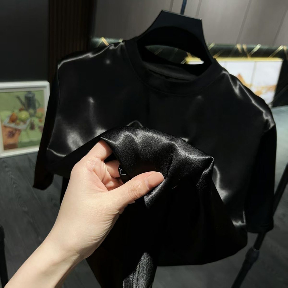 メンズアセテート繊維サテン光沢Tシャツパンツツーピースセット - Street Fashion Male のレビューと価格