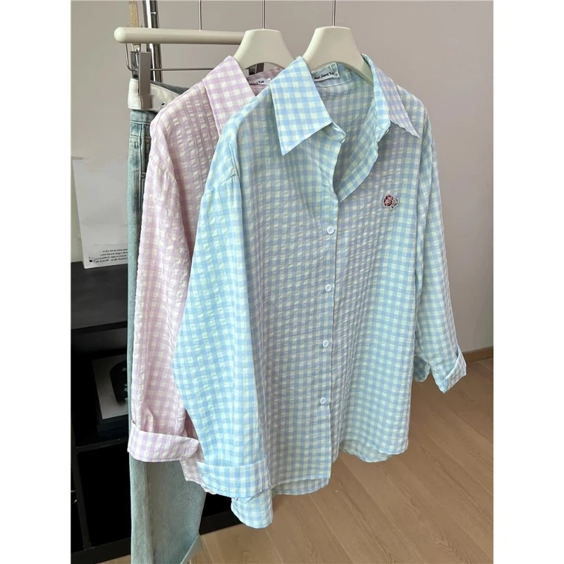 刺繍フラワーチェック柄デザインシャツ&ブラウスY2Kストリー - Street Fashion In Korea のレビューと価格