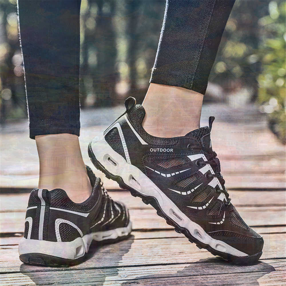 シュメールラウンドチップシルバースニーカーテニスシューズ女性 - Street Fashion Asian Men のレビューと価格